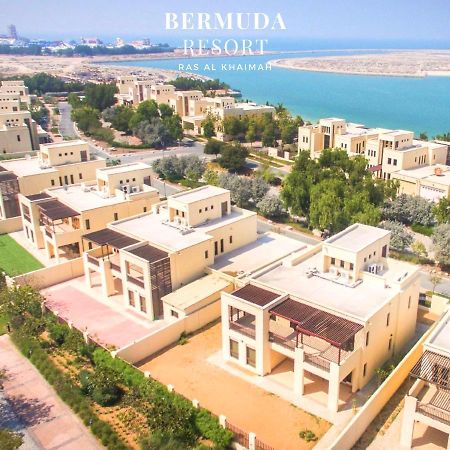 Holiday Home 3 Bedroom Seaview Рас ал Хайм Екстериор снимка