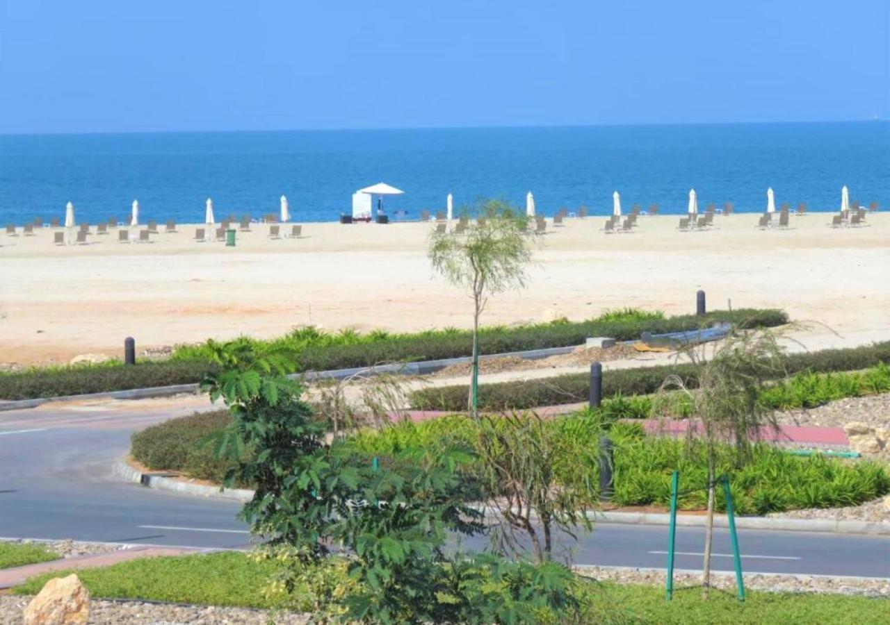 Holiday Home 3 Bedroom Seaview Рас ал Хайм Екстериор снимка