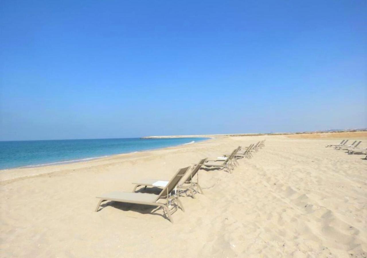 Holiday Home 3 Bedroom Seaview Рас ал Хайм Екстериор снимка