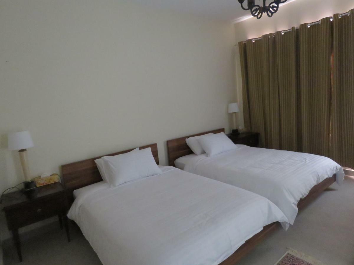 Holiday Home 3 Bedroom Seaview Рас ал Хайм Екстериор снимка