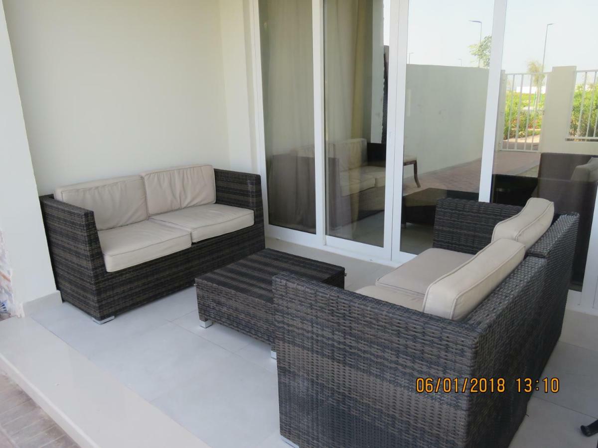 Holiday Home 3 Bedroom Seaview Рас ал Хайм Екстериор снимка